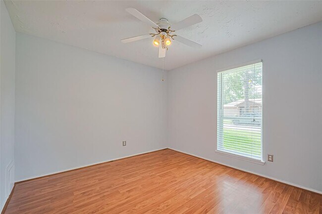 Building Photo - 3234 Mourning Dove Dr