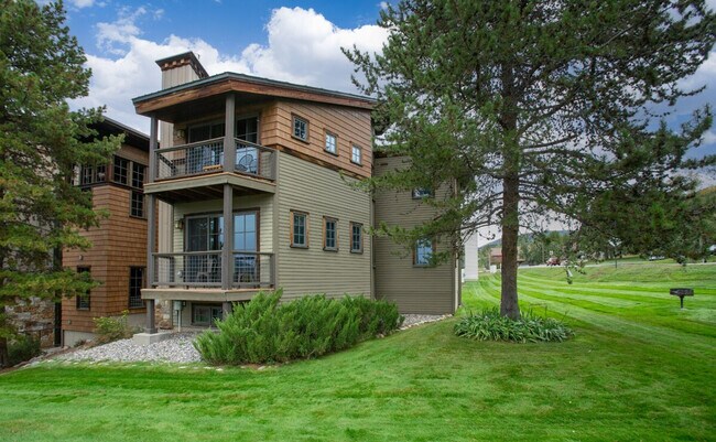 Building Photo - 2933 Mountaineer Cir