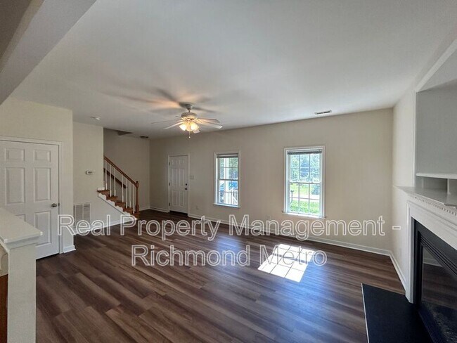 Building Photo - 402 Wilmer Ave