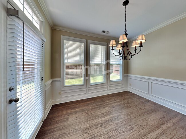 Building Photo - 518 Dawley Dr