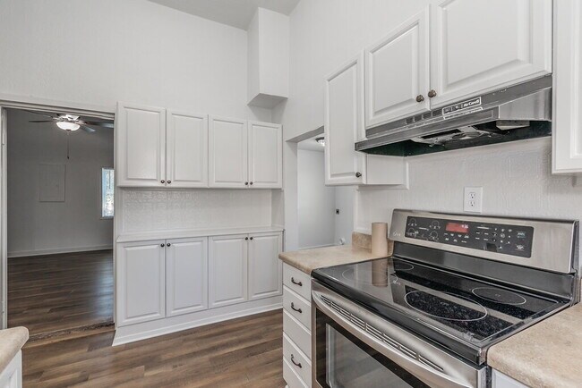 Building Photo - Welcome to modern living in with the charm of the past with this all electric 3 bedroom, 2 bath h...