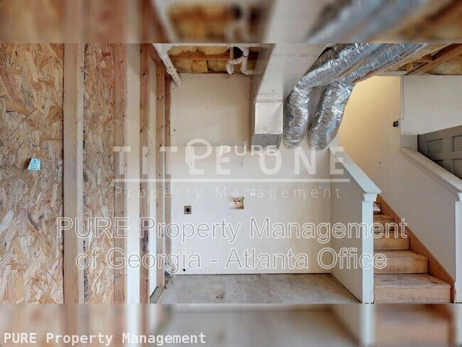 Building Photo - 177 Majesty Dr