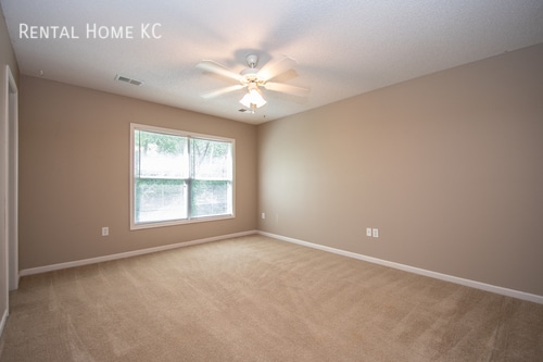 Building Photo - 13134 Nebraska Ct