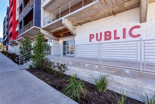 Building Photo - 4361 S Congress Ave