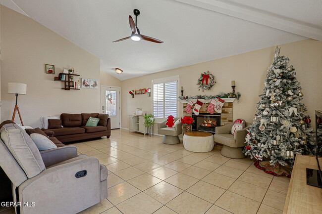 Building Photo - 1281 Amber Morgan Dr