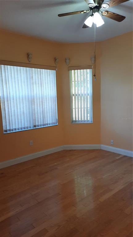 Building Photo - 58 Burning Bush Dr