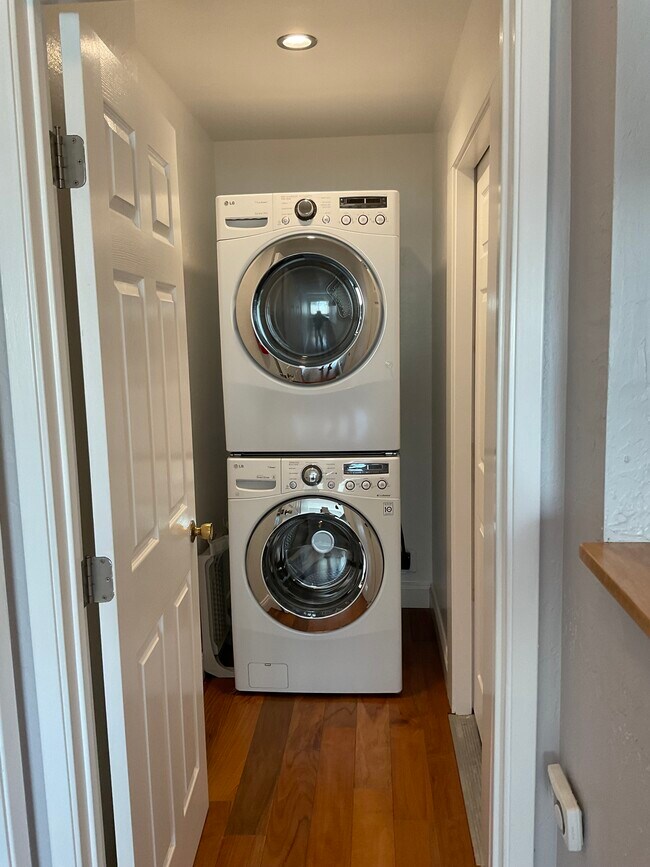 Dedicated Washer/Dryer in unit - 2452 Harding Ave