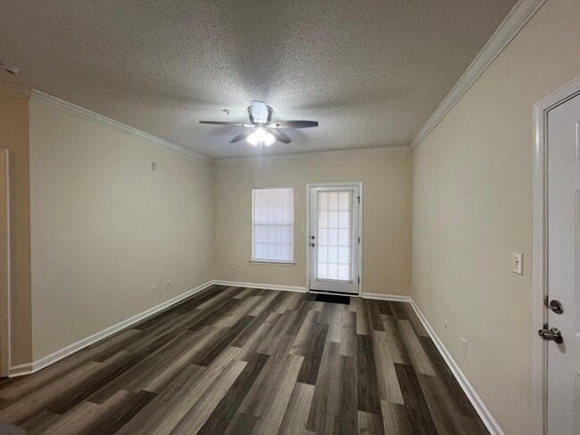 Building Photo - One Bedroom Condo on Whitemarsh Island