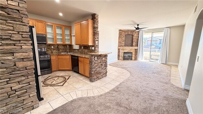 Building Photo - 75 N Valle Verde Dr