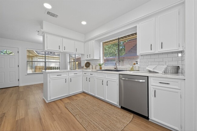 Building Photo - 3815 Brook Shadow Dr