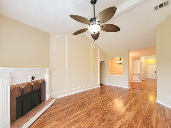 Building Photo - 3014 Millers Oak Ln