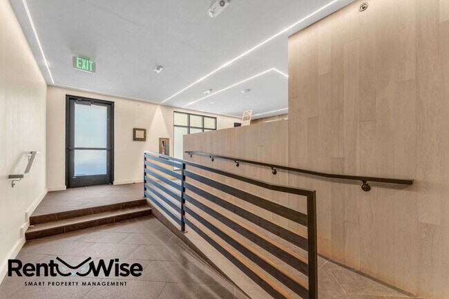 Building Photo - 1201 Sutter St