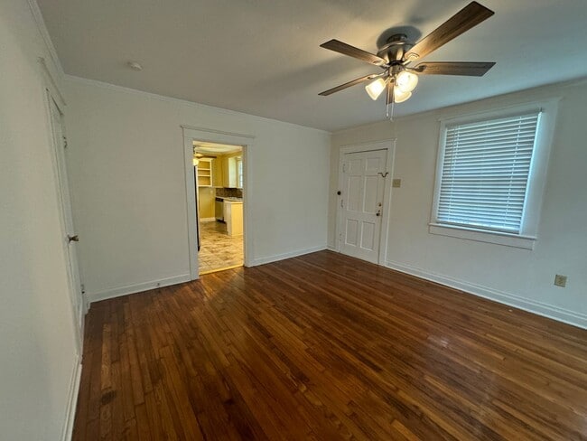 Building Photo - 3712 Hyacinth Ave
