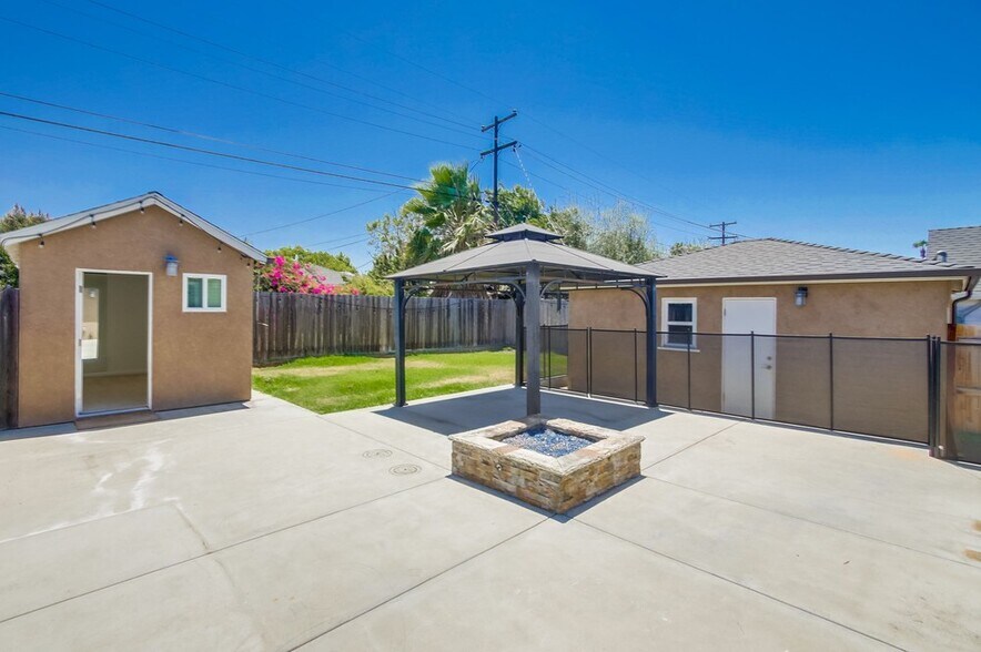 Building Photo - 4747 Rolando Blvd