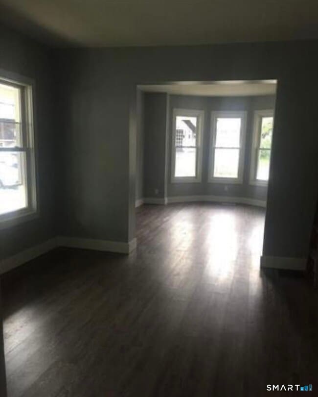 Building Photo - 102 Lombard St