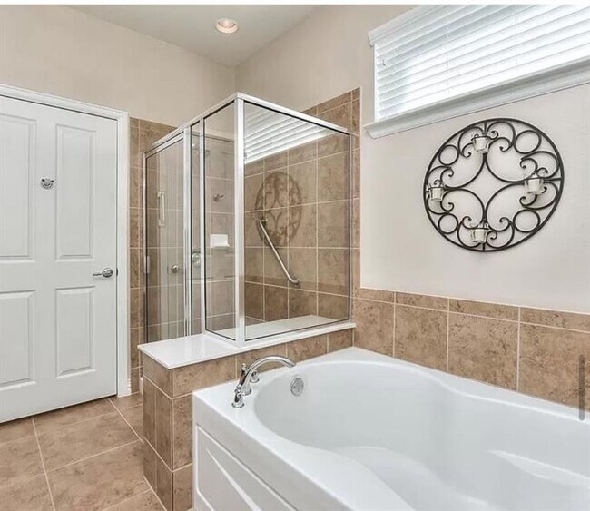 Building Photo - 921 Apache Mountain Ln