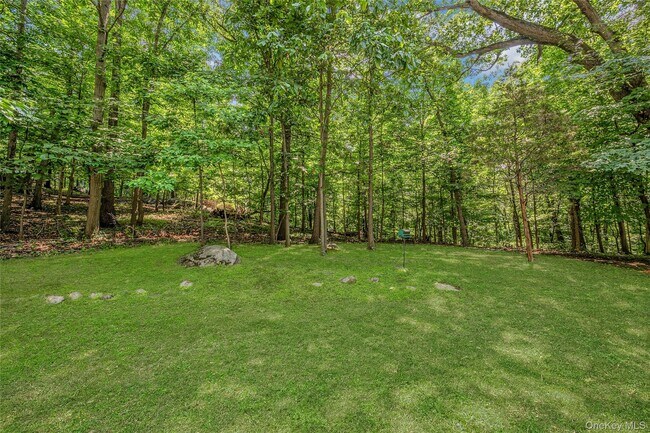 Building Photo - 9 Country Rd