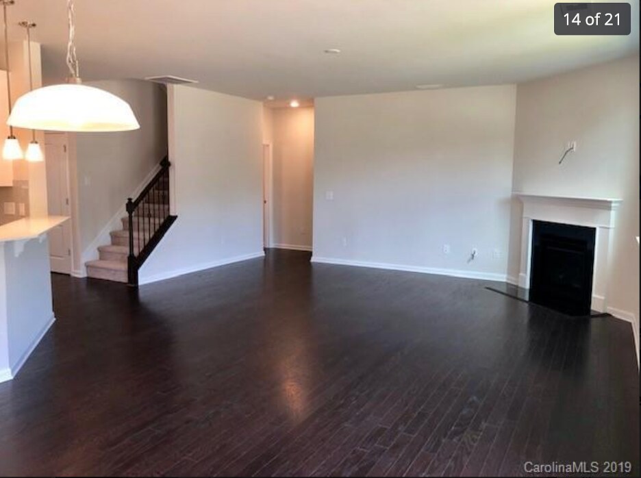 Building Photo - 2230 Killian Creek Dr