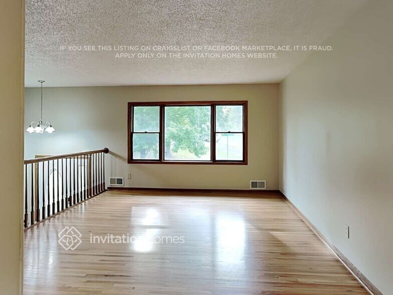 Building Photo - 2457 Spruce Pl