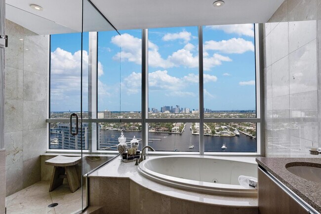 Building Photo - 1 N Fort Lauderdale Beach Blvd