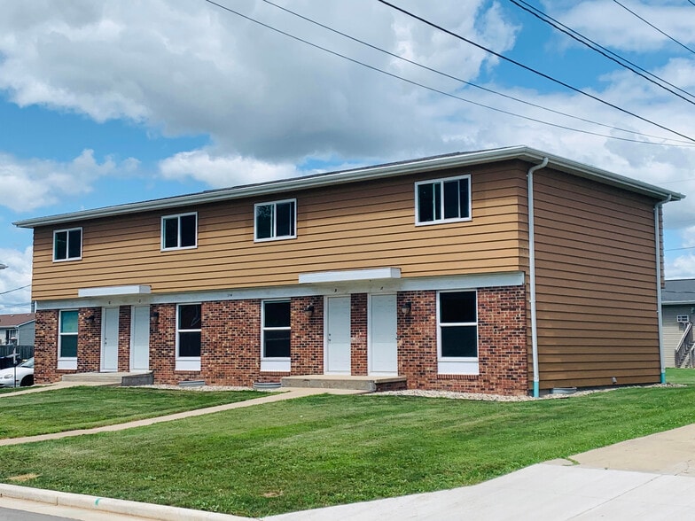 Building Photo - 394 Stanley Ct