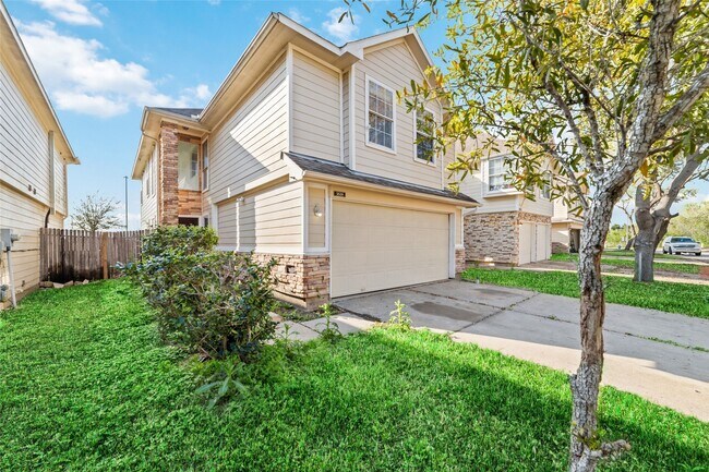 Building Photo - 3618 Windmill Village Dr