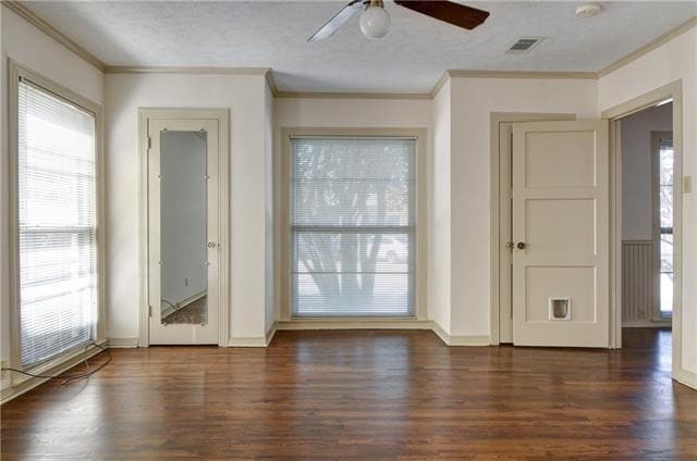 Building Photo - 6950 Hillcrest Ave