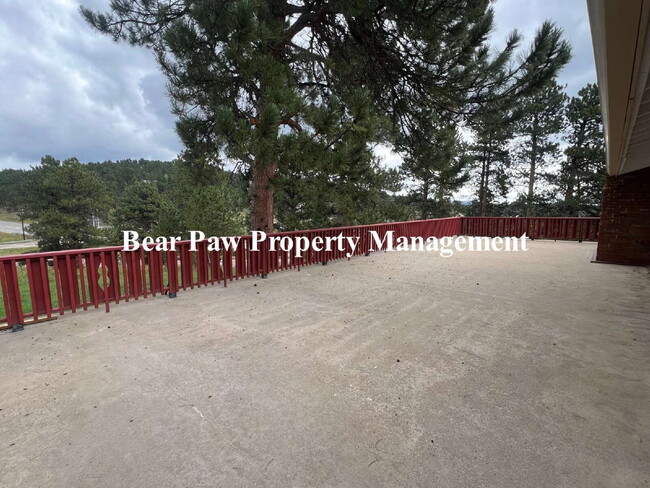 Building Photo - Spacious 4 Bedroom Home in North Evergreen!!