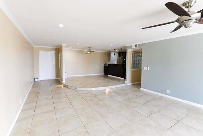 Building Photo - Dream Coastal 2 bedroom Condo Offering Ocean view & Breezes, Fairway Views & Luxury Comfort!