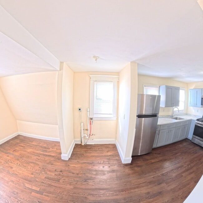 Building Photo - 40-44 Vine Street