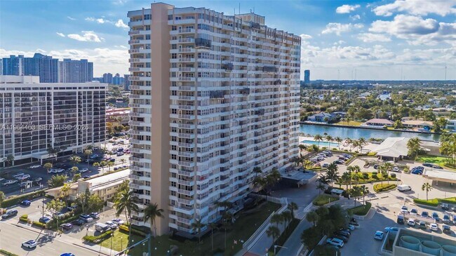 Building Photo - 1985 S Ocean Dr