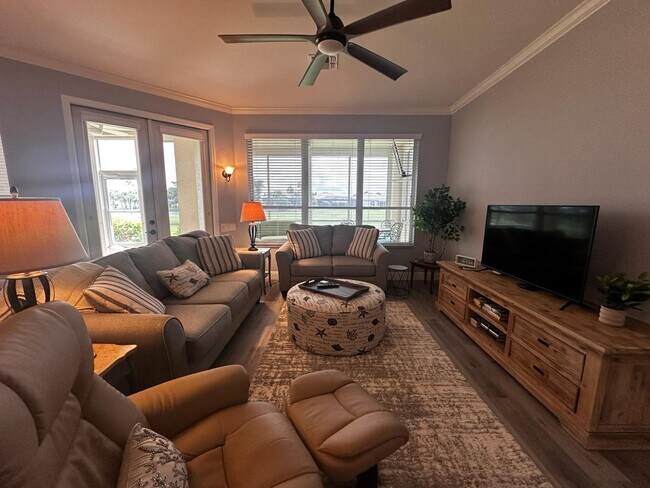 Building Photo - 9240 Bayberry Bend