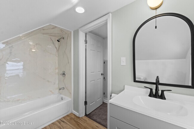 Building Photo - 1710 Pershing Ave