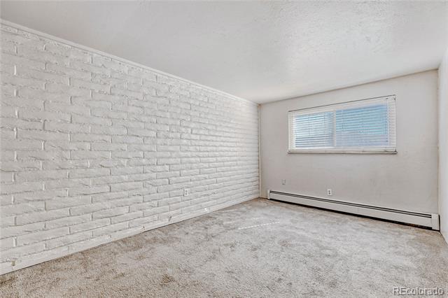 Building Photo - 875 S Quebec St