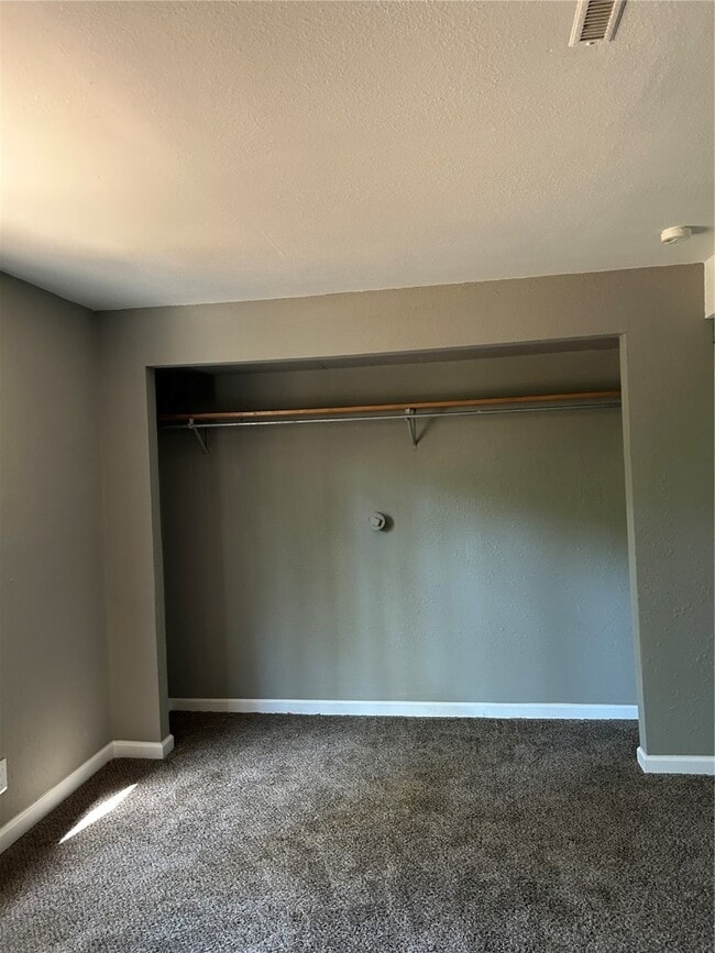 Building Photo - 4041 Mabels Ln
