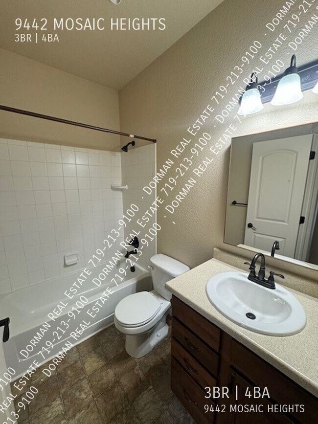 Building Photo - 9442 Mosaic Heights