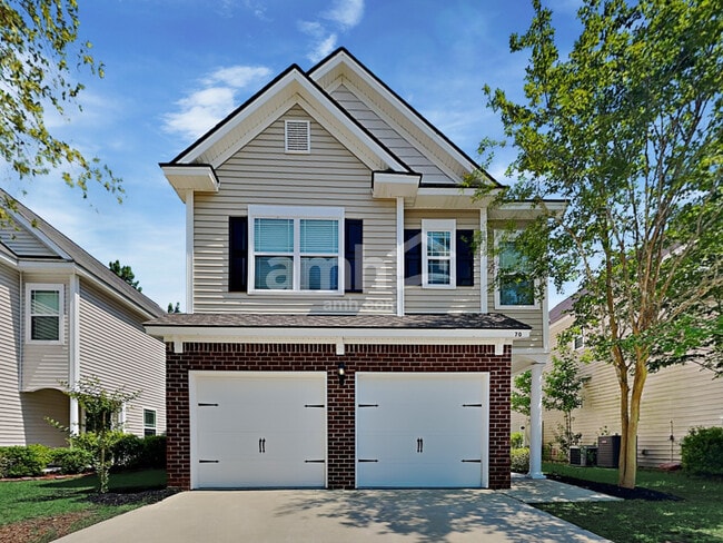 Building Photo - 70 Summer Hill Way