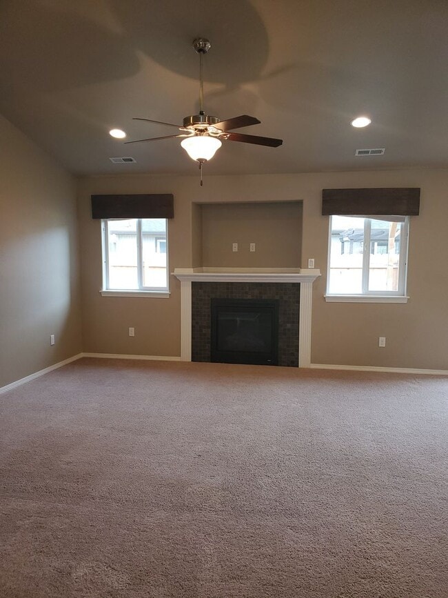 Building Photo - Charming and conveniently located in Nampa 3 bedroom, 2 bath home