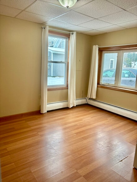 Building Photo - 244 E Broadway