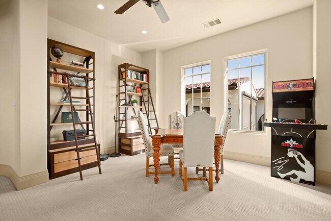 Building Photo - 13240 Villa Montana Way