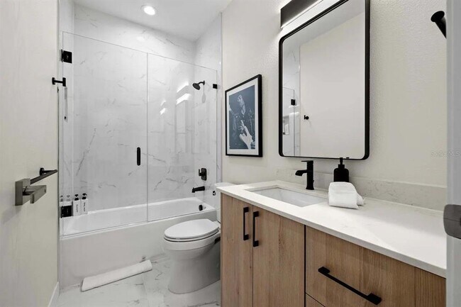 Building Photo - 4337 Villa Alina Ct