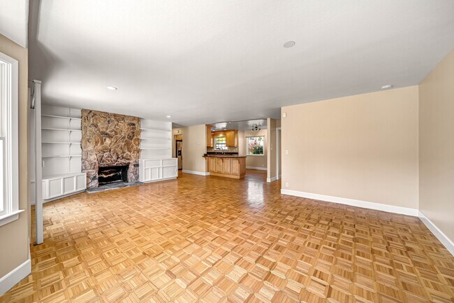 Building Photo - 601 Cherry Ct