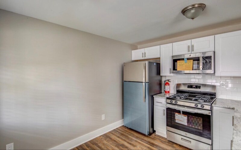 Building Photo - 412 S Charleston Ave