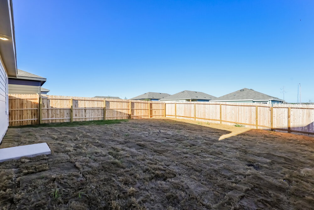 Building Photo - 522 Chevre Rd