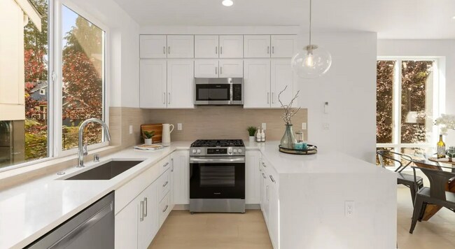 Building Photo - 911-B N 98th St