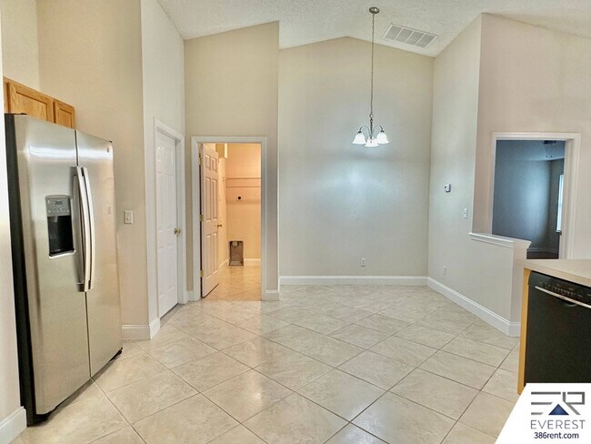 Building Photo - 5 Buffalo View Ln