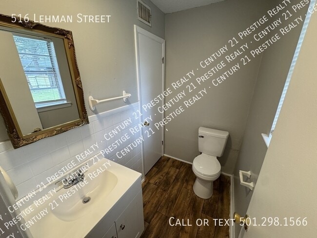 Building Photo - 516 Lehman Dr