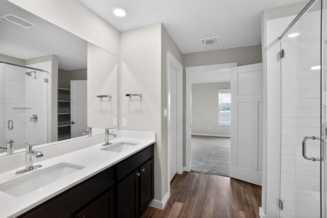 Building Photo - 116 Halford Rd