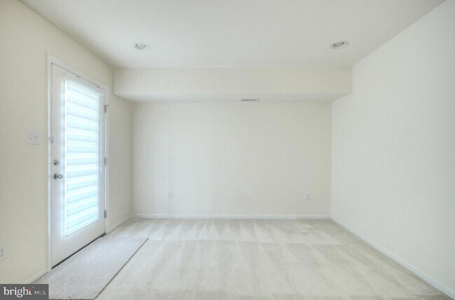 Building Photo - 58 Iron Gate Rd