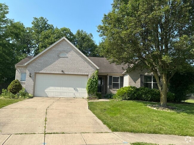 Building Photo - 5220 Bogey Dr